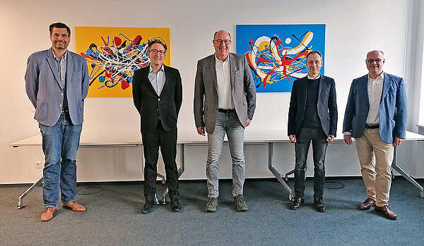 Auf dem Bild sind von links zu sehen:  Dr. Christian Schulte, Andreas Klein, Norbert Knopf MdL, Dr. Thomas Rösel, Dr. Christian Kuhn-Thiel
